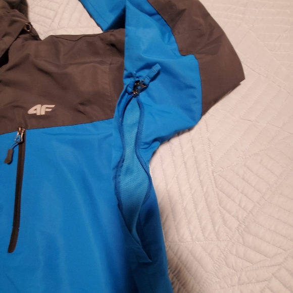 4F JACKET - Picture 4 of 7